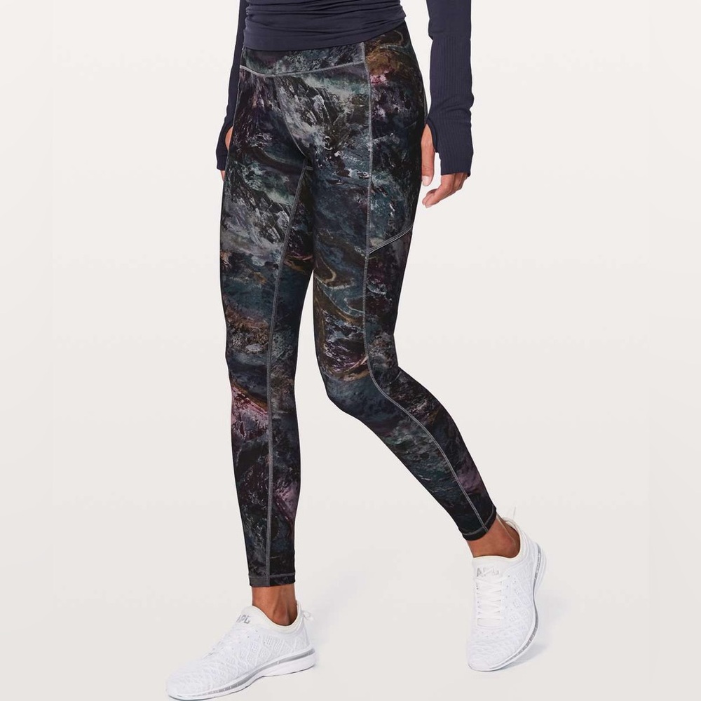 Lululemon Speed Up Tight *Full-On Luxtreme